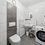 Barrierefrei - Privatparkplatz - Zentral Im Grünen Apartment