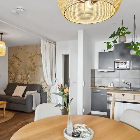 Barrierefrei - Privatparkplatz - Zentral Im Gruenen 마그데부르크