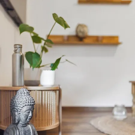 Barrierefrei - Privatparkplatz - Zentral Im Grünen Apartment Magdeburg