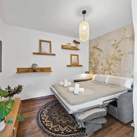 아파트 Barrierefrei - Privatparkplatz - Zentral Im Gruenen 마그데부르크