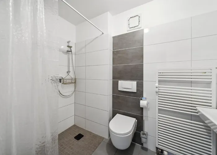 Barrierefrei - Privatparkplatz - Zentral Im Grünen *