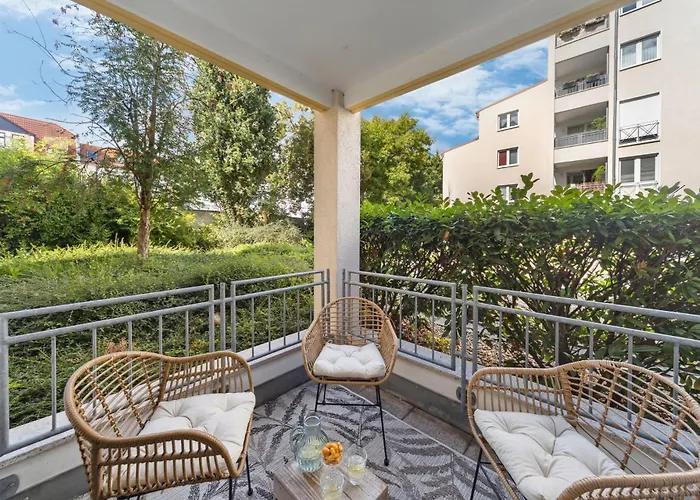 Barrierefrei - Privatparkplatz - Zentral Im Grünen Apartment *