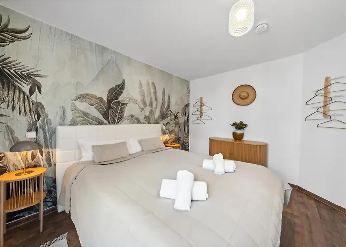 Barrierefrei - Privatparkplatz - Zentral Im Grünen Apartment *